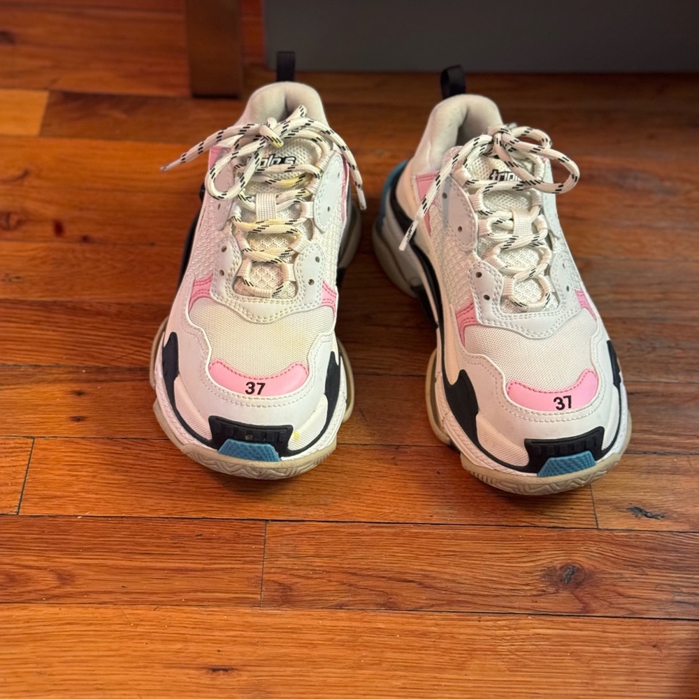 BALENCIAGA TRIPLE S SNEAKERS